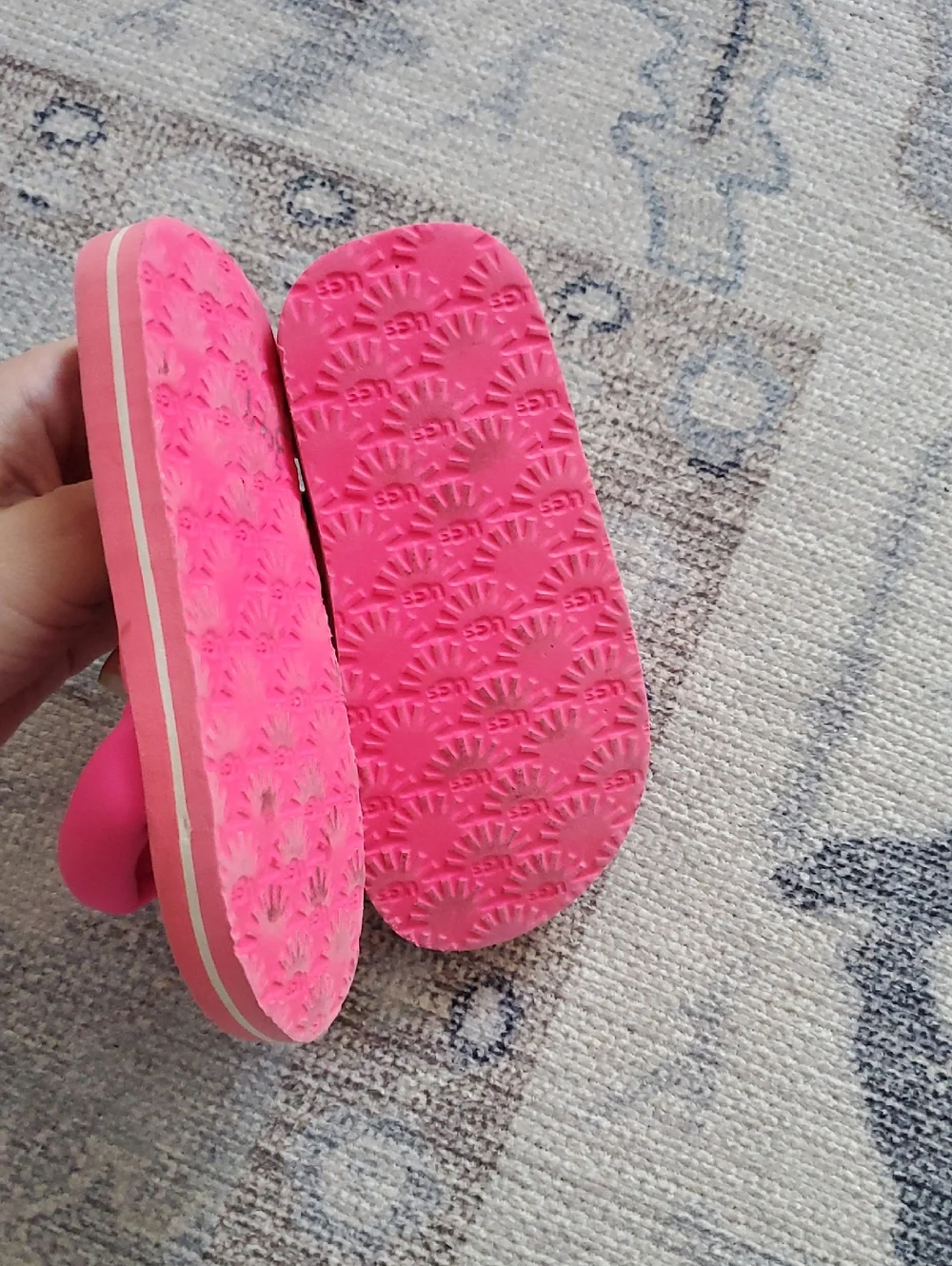UGG Zuma Sling Baby Girls Sandals Taffy Pink Sz6/7